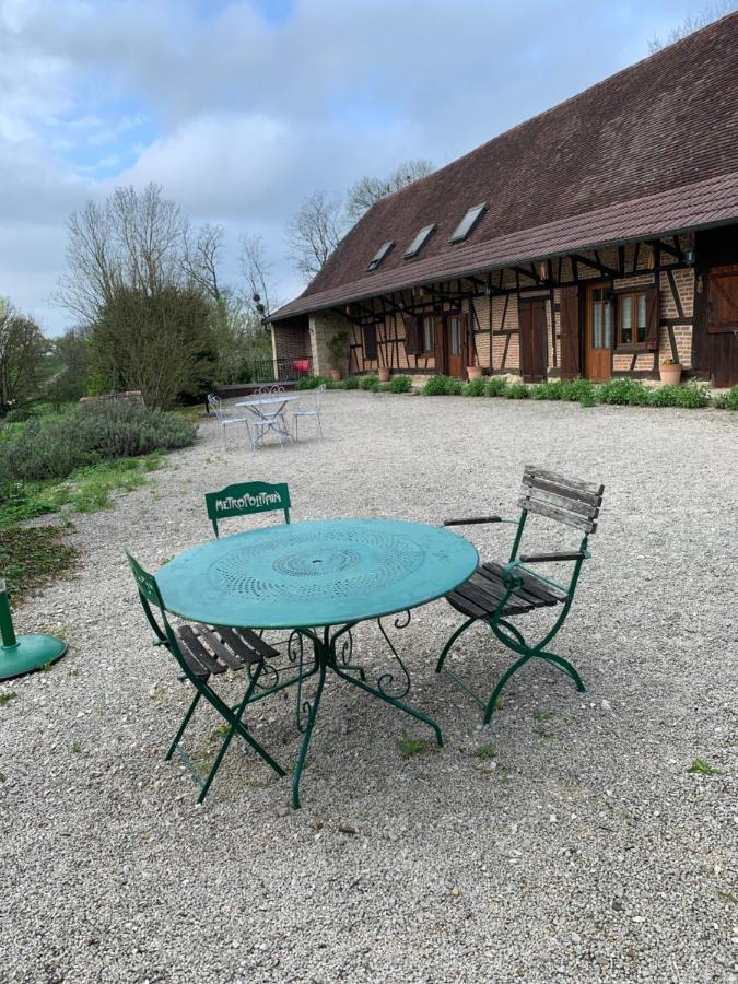 Bed and Breakfast La Ferme D'Aristide Saillenard Екстер'єр фото